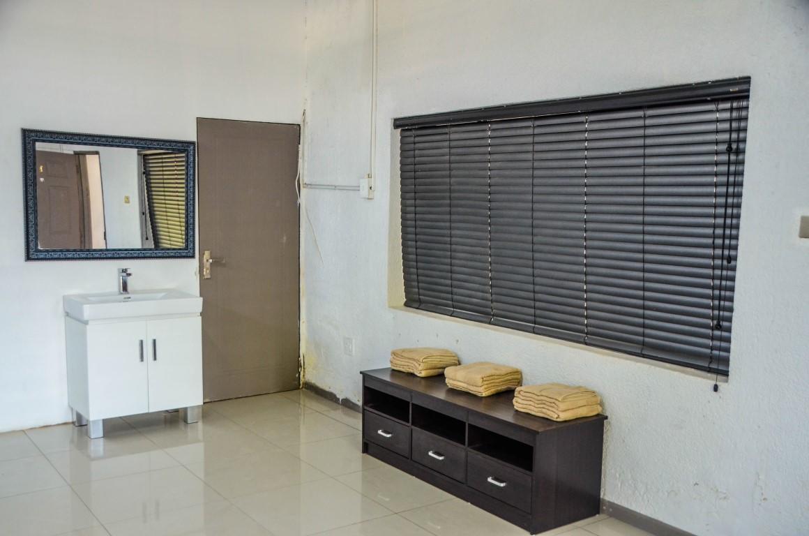 Sani Bonani Guest House Klerksdorp Bagian luar foto